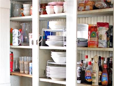 5 نصائح للحفاظ على خزانة مطبخك منظمة