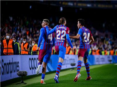 بث مباشر| مباراة برشلونة وقادش بالليجا