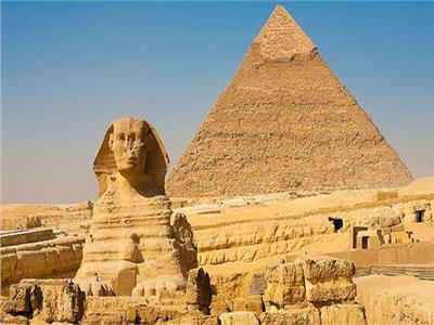 اكسبريس البريطانية: مصر ضمن أفضل ١٠ وجهات سياحية للروس والبريطانيين