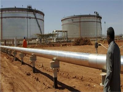 السودان: مخزون البترول في البلاد يكفي لمدة لا تتجاوز 10 أيام