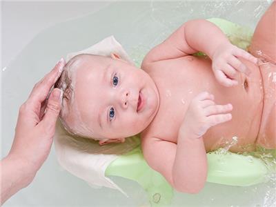 كيفية التخلص من قشرة الشعر عند الرضيع بـ 5 مكونات