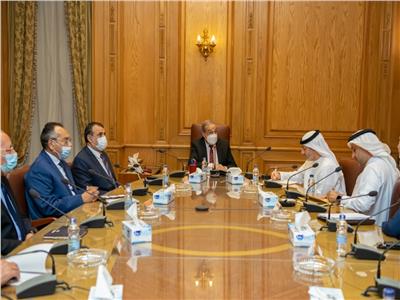 «الإنتاج الحربي» و«الإمارات للشركات الدفاعية» يبحثان تعزيز التعاون المشترك