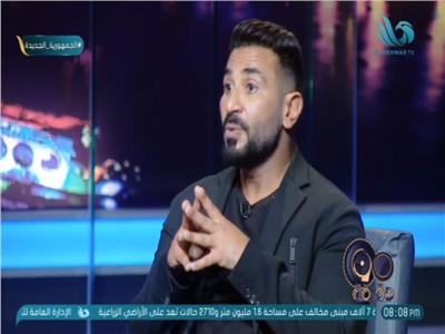 أحمد سعد: أعبر عن حبي لزوجتي بالتصرفات| فيديو 