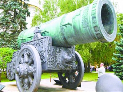 «القيصر».. أكبر مدفع في العالم