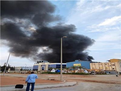 دون إصابات.. حريق بمصنع شهير بالمنطقة الصناعية الثالثة بمدينة العاشر من رمضان 