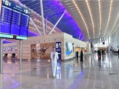 «السعودية» تعيد تشغيل المطارات بكامل طاقتها