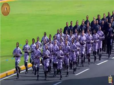 خريجات كلية الشرطة يشاركن في عروض حفل التخرج أمام الرئيس السيسي | فيديو