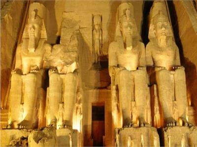 الأثريون يعتبرون معبد أبو سمبل «الأعجوبة الثامنة» من عجائب الدنيا السبع