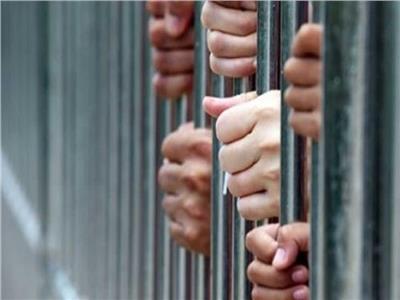 حبس تشكيل عصابي لسرقة متعلقات المواطنين في مدينة بدر