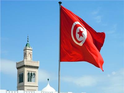 تونس تغلق قناة تلفزيونية ومحطة إذاعية تبثان دون رخصة