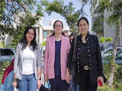 إشادة دولية باهتمام جامعة مصر للعلوم والتكنولوجيا بدعم المشاريع البحثية للطلاب