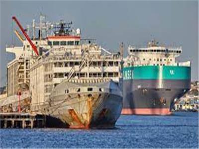 قناة السويس: زيادة رسوم عبور السفن بنسبة 6% في 2022