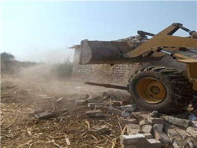 إزالة 378 حالة تعدي على الأراضي الزراعية ضمن الموجة الـ18 في بني سويف
