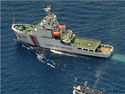 مانيلا تتّهم بكين بإطلاق مدافع مائية على قوارب فيليبينية في مياه متنازع عليها