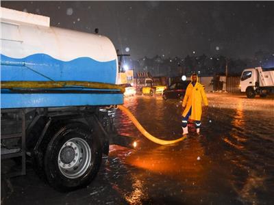 «الصرف الصحي» تنفي حادث وفاة عاملين غرقا في مياه الأمطار بالإسكندرية 