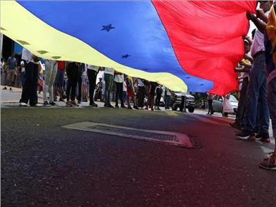 انتخابات محلية في فنزويلا تعرف أول مشاركة للمعارضة منذ سنوات ومراقبة دولية
