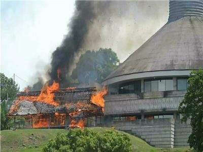 إحراق أبنية خلال تظاهرات مناهضة للحكومة في عاصمة جزر سليمان