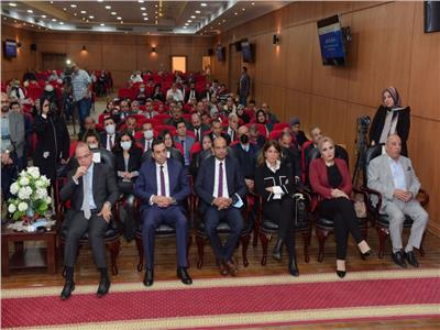 محافظ دمياط: نثمن دور البورصة المصرية في زيادة مستويات الوعي والمعرفة  