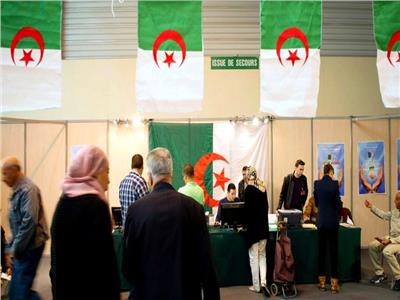 الجزائر.. تمديد التصويت في الانتخابات المحلية لساعة إضافية