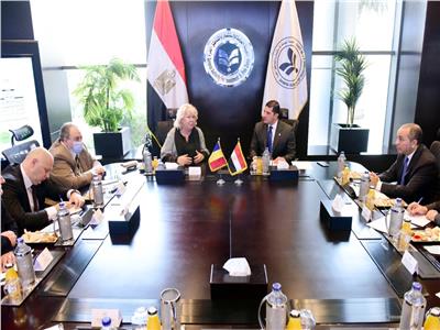 تفعيل التعاون الاستثماري بين مصر ورومانيا