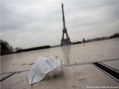 فرنسا: اكتشاف 10 حالات يشتبه فى إصابتها بـ«أوميكرون»