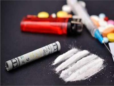 الإمارات تخفف عقوبة حيازة المخدرات