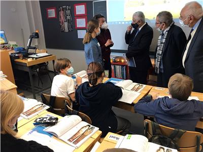 شوقي يزور مدرسة «vikki» بفنلندا للإطلاع على دورها في تطوير عملية التعليم 