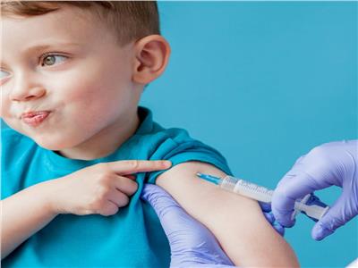 إيطاليا: تطعيم الأطفال ضد كورونا قبل أعياد الميلاد 