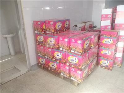 ضبط مصنع بدون ترخيص يقوم بإعادة تدوير حلوى الأطفال الفاسدة بـ«أكتوبر»