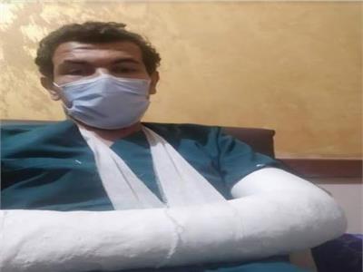 الحبس 6 أشهر للمعتدين على طبيب بسوهاج.. و«الأطباء»: لن نتنازل
