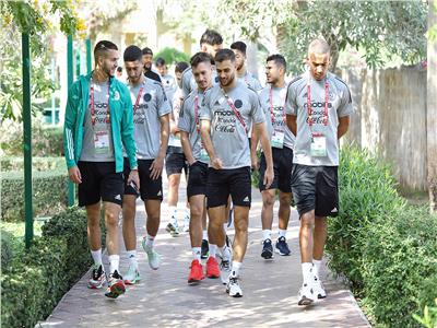 بلايلي وبونجاح يقودان منتخب الجزائر أمام مصر في كأس العرب