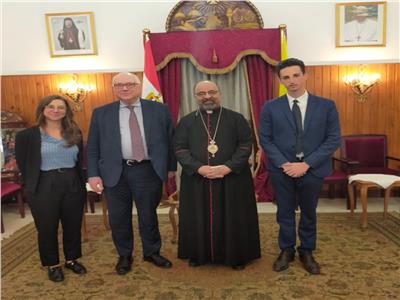بطريرك الكاثوليك يستقبل السفير الفرنسي بمصر