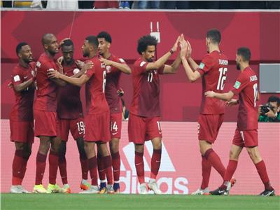 بخماسية نظيفة قطر يتقدم على الإمارات في الشوط الأول .. فيديو