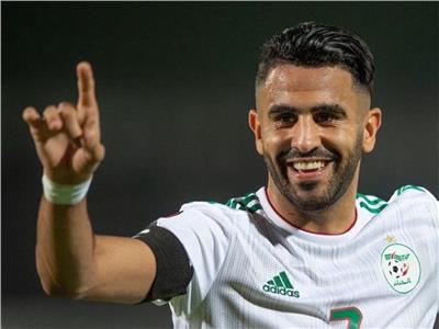رياض محرز يدعم الجزائر قبل مواجهة المغرب في كأس العرب
