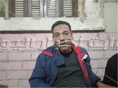ابن الفنان محمد عبد الحليم يكشف آخر طلب لوالده.. وأشرف زكي أكرمه بعد وفاته