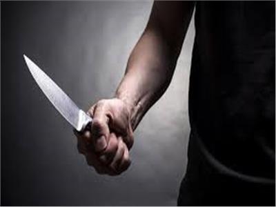 لخلافات على الميراث.. شاب يطعن خاله بسكين بالدقهلية
