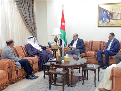 رئيس البرلمان العربي يلتقي وزير الاقتصاد الرقمي الأردني في عمّان