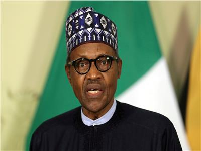 رئيس نيجيريا يعلن تحويل مؤسسة النفط الوطنية إلى شركة تجارية بالكامل