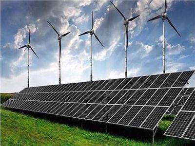 الكهرباء: تنفيذ 17 مشروعا لإضافة 5 آلاف و303 ميجاوات من الطاقة المتجددة
