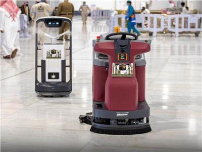 روبوت تطهير المسجد الحرام يغطي أكثر من 1000 متر مربع لكل ساعة عمل