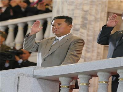صورة تثير الجدل حول وضع زعيم كوريا الشمالية الصحي