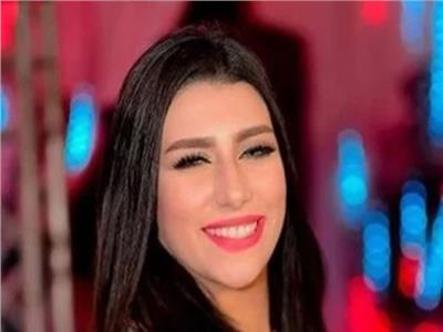 القبض على المطربة يارا محمد ومدير أعمالها بمدينة نصر 