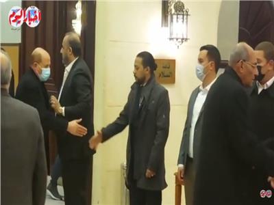 وصول محمود الخطيب لعزاء الناقد الرياضى الراحل إبراهيم حجازى | فيديو 