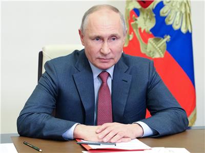 رئيس كازاخستان يشكر بوتين لإرساله قوات أمنية