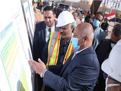 وزير النقل يتابع معدلات تنفيذ مشروع مونوريل العاصمة الإدارية | صور