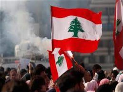 لبنان.. فتح جميع الطرق المغلقة بسبب الاحتجاجات