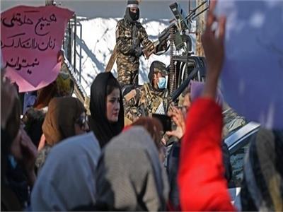 حركة «طالبان» تعتدي على مظاهرة نسائية في كابول