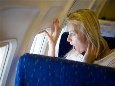 6 نصائح مهمة للتغلب على نوبات الفزع عند السفر بالطائرة