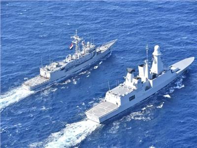 البحرية «المصرية والفرنسية» تنفذان تدريباً عابراً فى البحر الأحمر 
