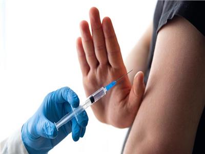 الإهمال يُضاعف وفيات كورونا 6 مرات.. وخبراء: مبررات عدم التطعيم «كارثية»